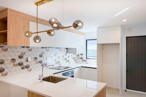 Photo of property in 6/7 Peverill Crescent, Papatoetoe, Auckland, 2025