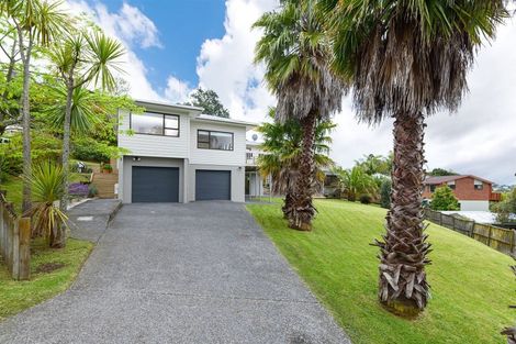 Photo of property in 8 Serrata Place, Browns Bay, Auckland, 0630