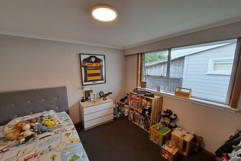 Photo of property in 50 Pendarves Street, New Plymouth, 4310