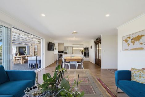 Photo of property in 96 Omana Avenue, Shelly Beach, South Head, 0874