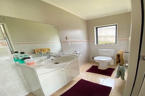 Photo of property in 43 Calypso Way, Unsworth Heights, Auckland, 0632