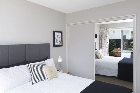 Photo of property in 2/2 Hamilton Avenue, Ilam, Christchurch, 8041