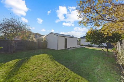 Photo of property in 185 Bowhill Road, New Brighton, Christchurch, 8083
