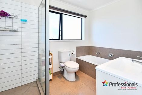 Photo of property in 4 Fermi Lane, Papakura, 2110