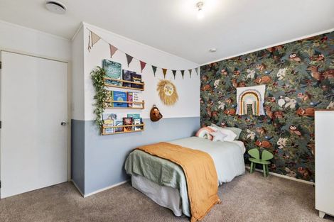 Photo of property in 21 Stott Avenue, Birkdale, Auckland, 0626