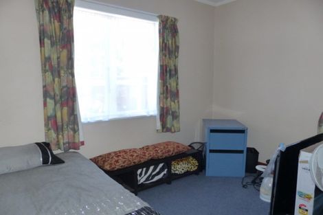 Photo of property in 1 Edinburgh Street, Waimate, 7924