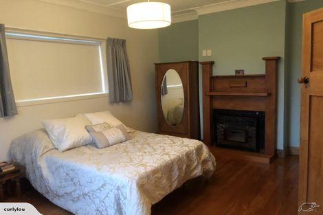 Photo of property in 174 Tasman Street, Opunake, 4616