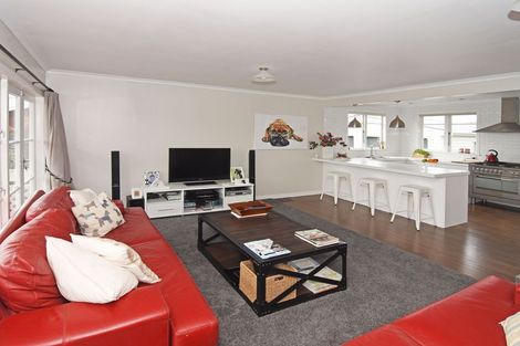Photo of property in 59 Fergusson Street, Solway, Masterton, 5810