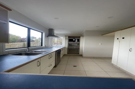 Photo of property in 3/485 Don Buck Road, Massey, Auckland, 0614