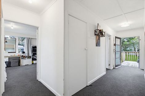 Photo of property in 10 Igloo Place, Red Hill, Papakura, 2110