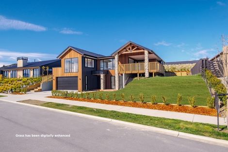 Photo of property in 13 Bargour Street, Wanaka, 9305