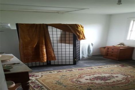 Photo of property in 15 Timaru Road, Waimate, 7924