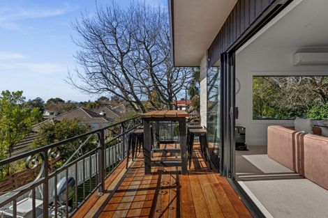 Photo of property in 73 James Cook Street, Havelock North, 4130