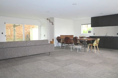 Photo of property in 51 Queen Street, Northcote Point, Auckland, 0627