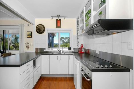 Photo of property in 7 Berridge Avenue, Point Chevalier, Auckland, 1022