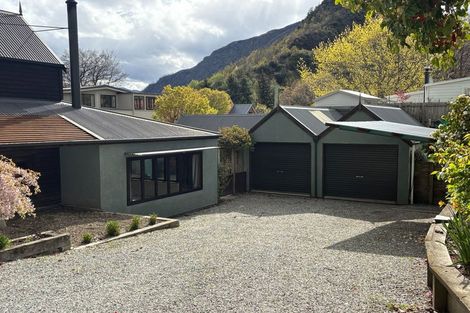 Photo of property in 14 Stafford Street, Arrowtown, 9302