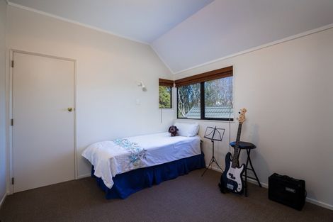 Photo of property in 13b Argyle Place, Highlands Park, New Plymouth, 4312