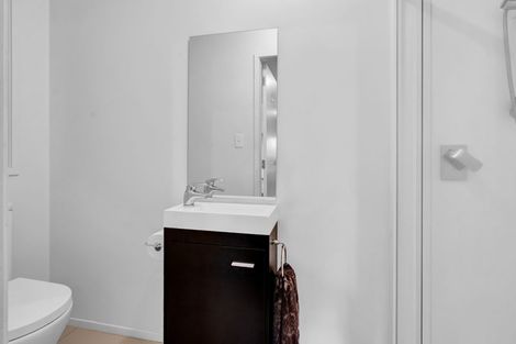 Photo of property in 82 Awanui Street, Merrilands, New Plymouth, 4312