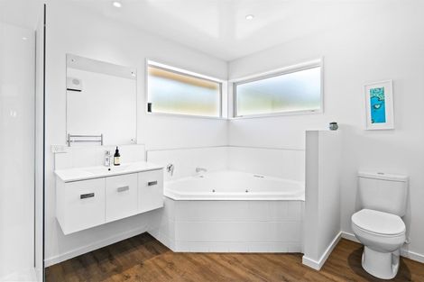 Photo of property in 7 Cameron Crescent, Rolleston, 7614