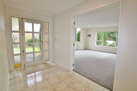 Photo of property in 9 Judd Place, Orewa, 0931