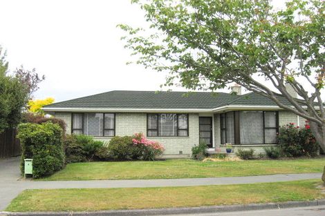 Photo of property in 4 Bendale Place Avonhead Christchurch City