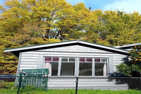 Photo of property in 80 Shakespeare Road, Bluff Hill, Napier, 4110