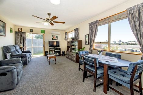 Photo of property in 15 Manse Road, Leeston, 7632