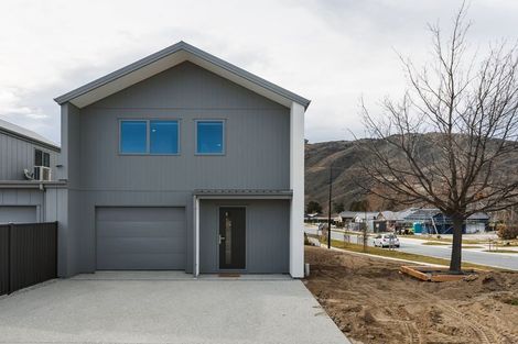 Photo of property in 24 Wallis Drive, Cromwell, 9310