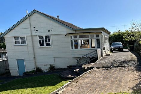 Photo of property in 57 Morere Street, Titahi Bay, Porirua, 5022