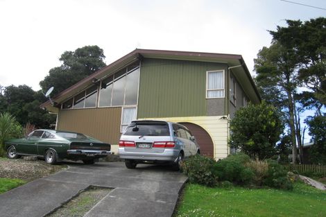 Photo of property in 24 Whaka Street, Maungaturoto, 0520