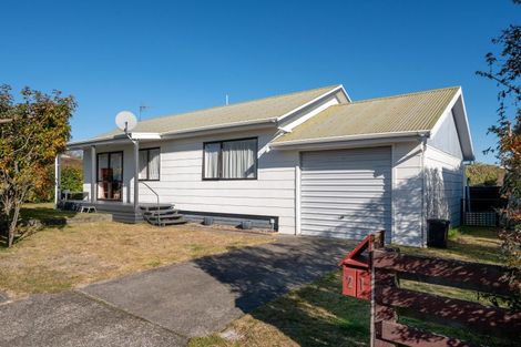 Photo of property in 21 Ingle Avenue, Richmond Heights, Taupo, 3330