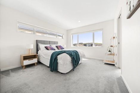 Photo of property in 1 Turutu Place, Long Bay, Auckland, 0630