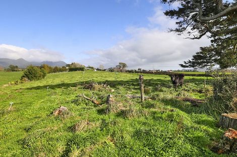 Photo of property in 1467 Mangorei Road, Mangorei, New Plymouth, 4371
