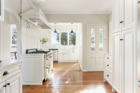 Photo of property in 60 Princes Street, Northcote Point, Auckland, 0627