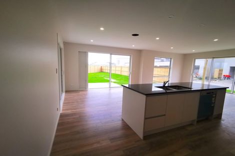 Photo of property in 17 Kapia Drive, Takanini, 2112