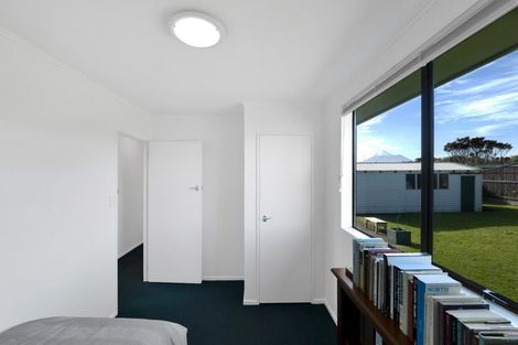 Photo of property in 18 Pohutukawa Drive, Opunake, 4616