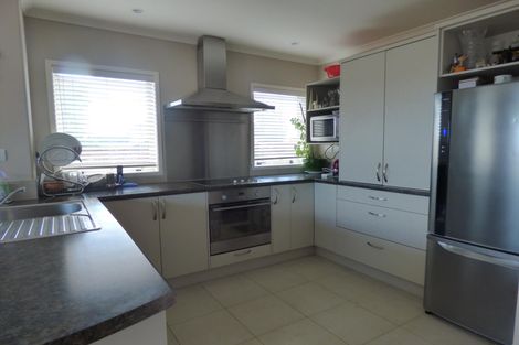 Photo of property in 8 Cambourne Road, Papatoetoe, Auckland, 2025