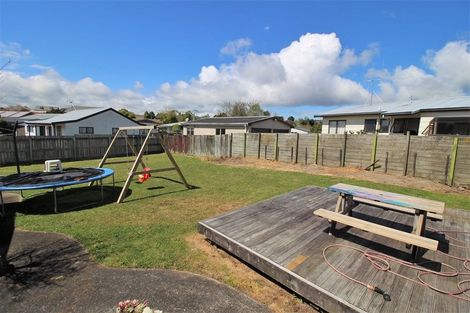 Photo of property in 6 Taksan Place, Pukete, Hamilton, 3200