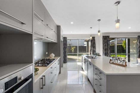 Photo of property in 6 Milano Boulevard, Karaka, Papakura, 2113