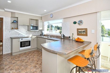 Photo of property in 74 Grande Vue Road, Hillpark, Auckland, 2102
