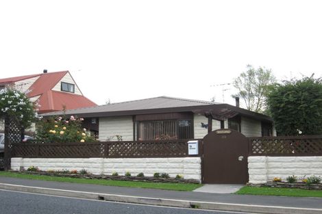 Photo of property in 69 Kinmont Crescent, Kinmont Park, Mosgiel, 9024