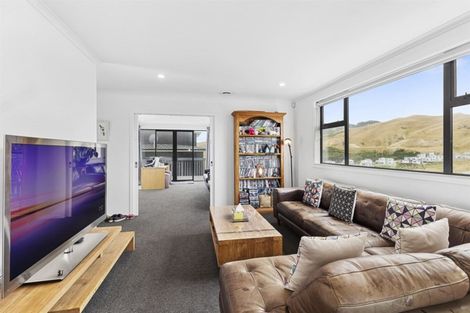 Photo of property in 36 Melksham Drive, Churton Park, Wellington, 6037