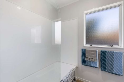 Photo of property in 48 Hamilton Drive, Waiuku, 2123