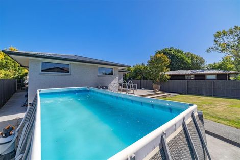 Photo of property in 16 Englefield Road, Belfast, Christchurch, 8051