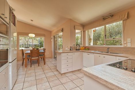 Photo of property in 94 Te Mata Road, Havelock North, 4130