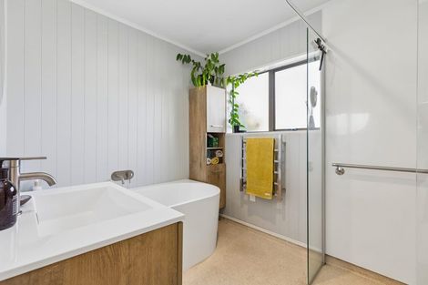 Photo of property in 353a Oceanbeach Road, Mount Maunganui, 3116