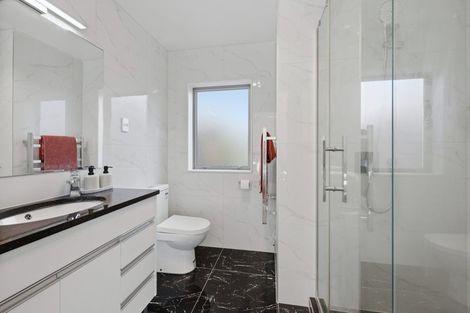 Photo of property in 17a Patons Road, Howick, Auckland, 2014