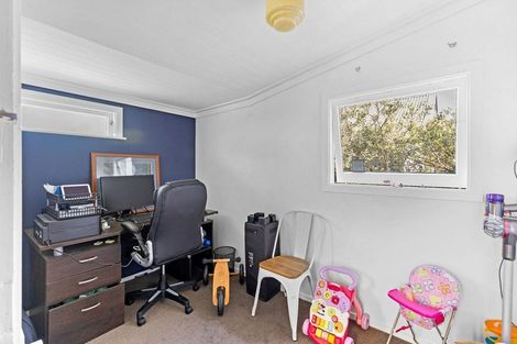 Photo of property in 84 Rongopai Street, Palmerston North, 4414