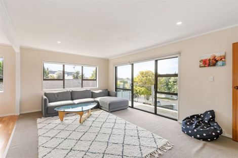 Photo of property in 19 Palmyra Way, Half Moon Bay, Auckland, 2012
