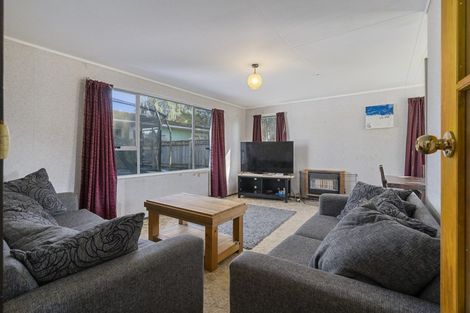 Photo of property in 26 Escort Grove, Awapuni, Palmerston North, 4412